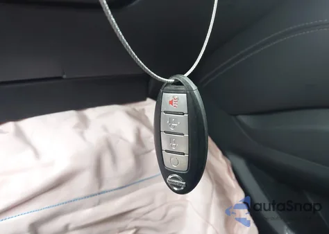 2017 Nissan Murano S из США, поврежденный, VIN 5N1AZ2MH9HN166629